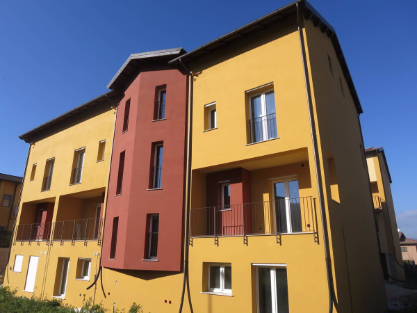 Vendita villetta a schiera in via della fontana l'aquila. nuova ... Fontana in calcestruzzo interne