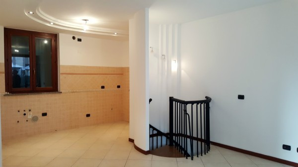 Vendita appartamento fontanella. trilocale, ottimo stato, piano ... Fontanella peri cucina esterna