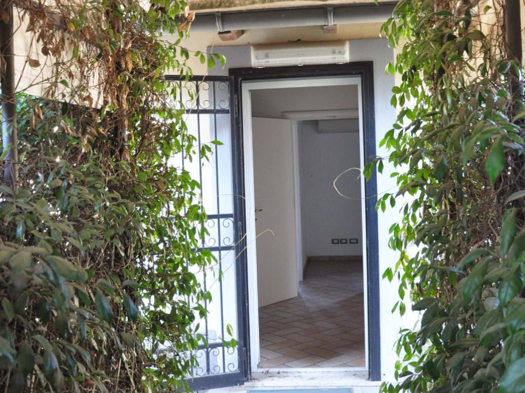 Locale commerciale via di Castel di Leva, Roma, rif. 85035978 Immobiliare.it Locale commerciale via di Castel di Leva, Roma, rif. 85035978 Immobiliare.it