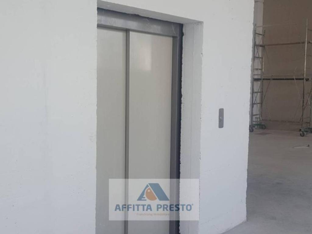 immagine annuncio 2 di 4