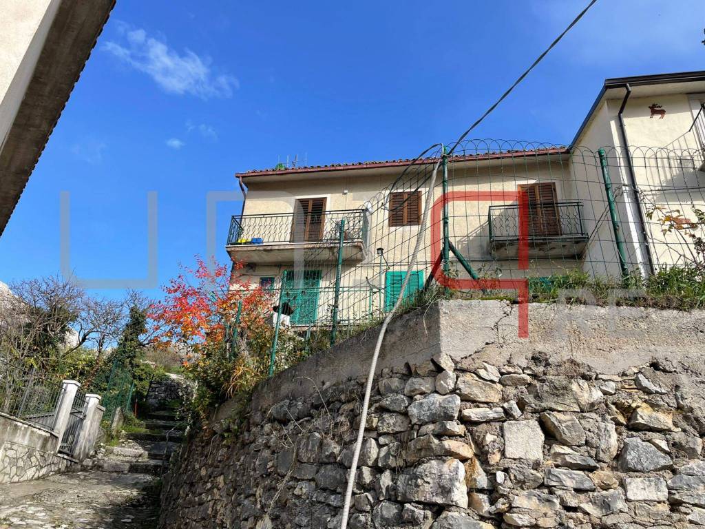 Sale Single-family detached house in via Costarella 21 Barrea. Good ...