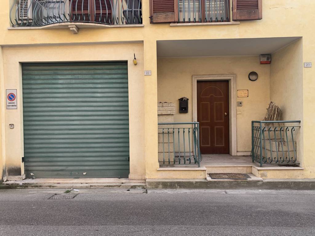 immagine annuncio 2 di 4