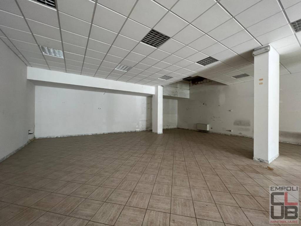 locale commerciale in affitto ad Empoli in zona Centro Storico