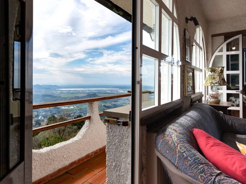 casa indipendente in vendita a Massarosa in zona Piano di Mommio