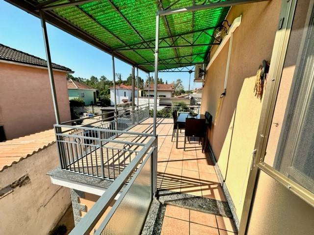 casa indipendente in vendita a Vigevano