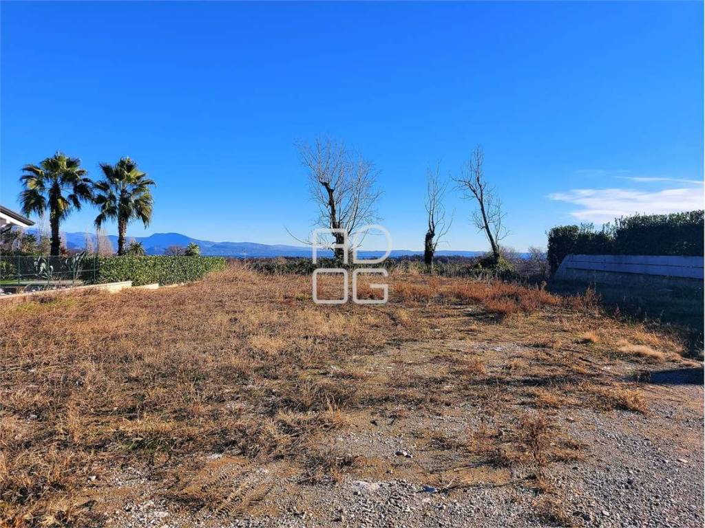 villa in vendita a Soiano del Lago