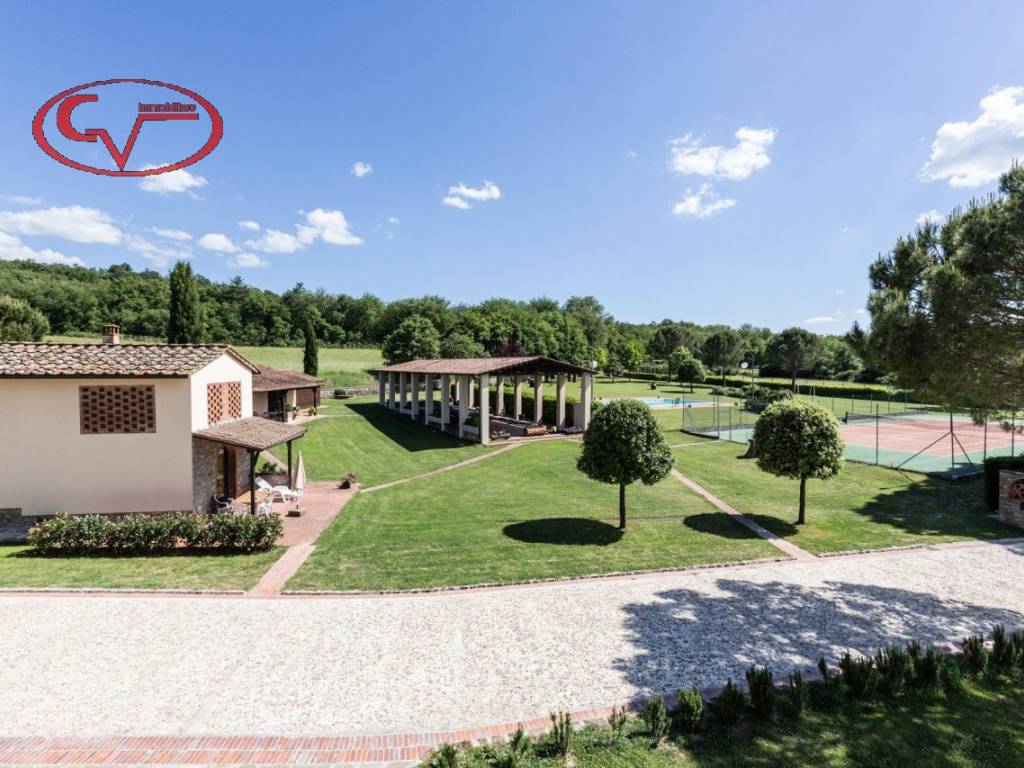 appartamento in vendita a Bucine in zona Pogi