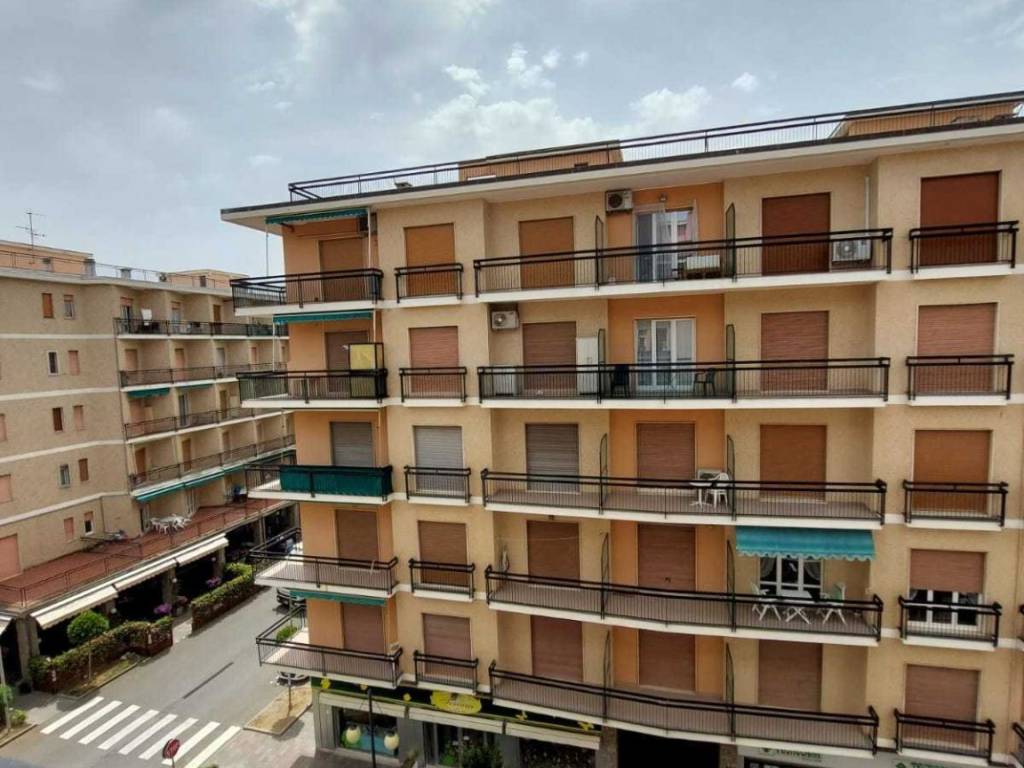 appartamento in vendita ad Andora