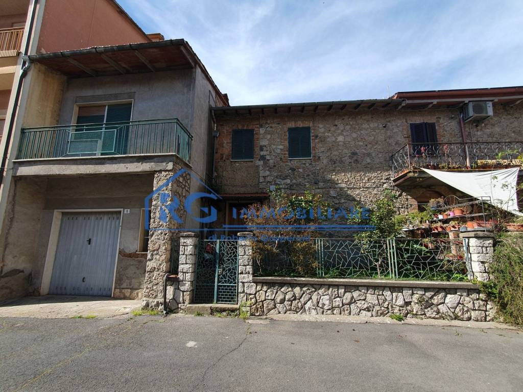 appartamento in vendita a Castiglione in Teverina