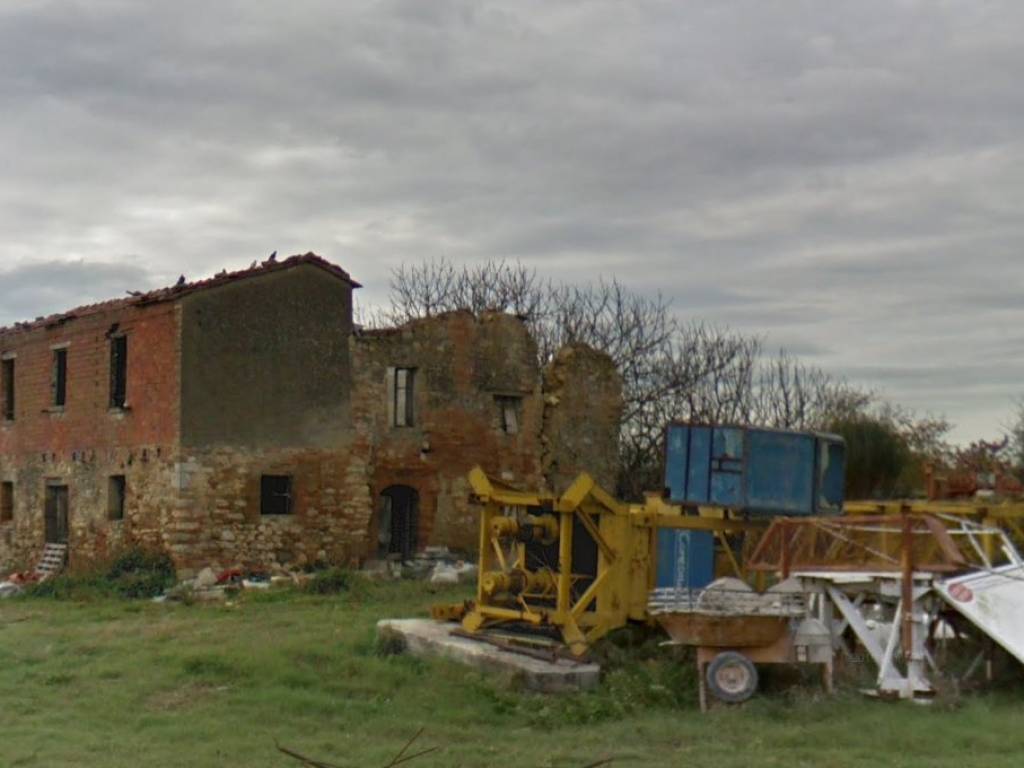 casale in vendita a Perugia in zona Castel del Piano