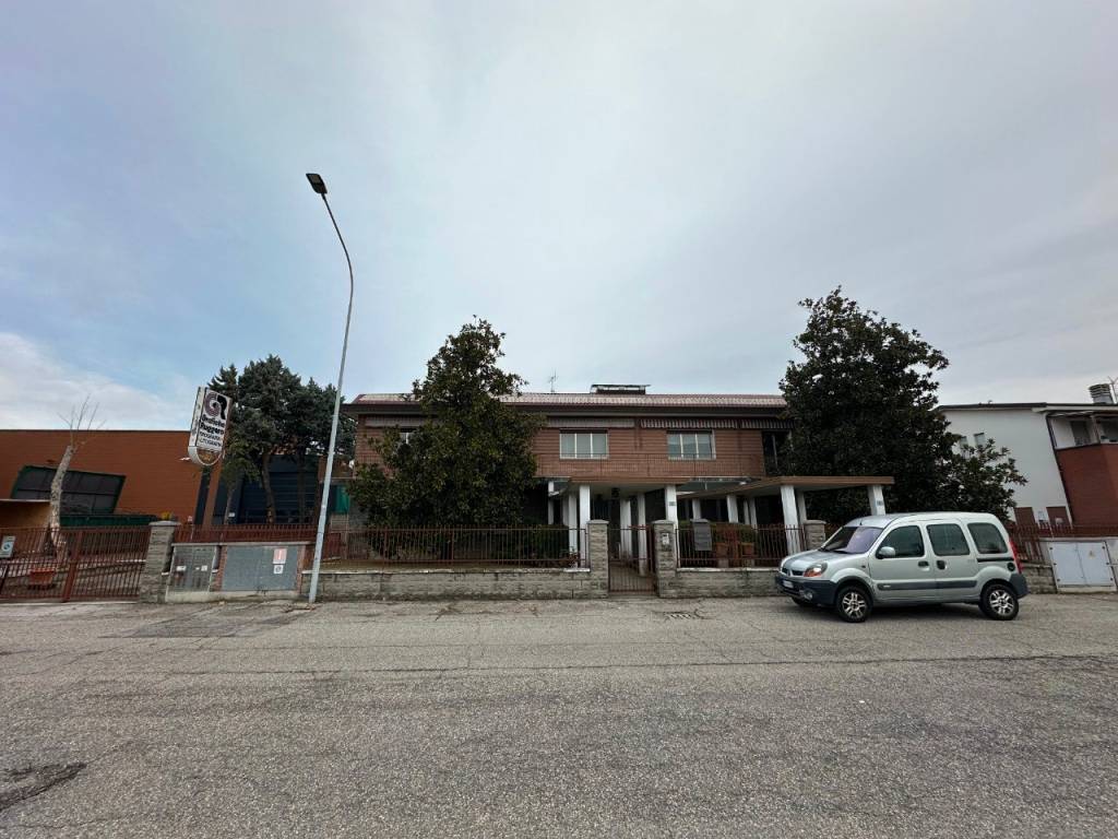 immagine annuncio 1 di 5