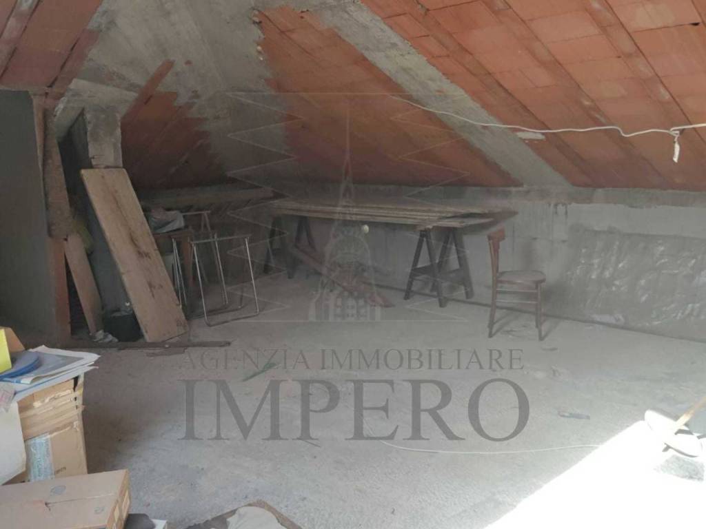 appartamento in vendita a Ventimiglia in zona Porra
