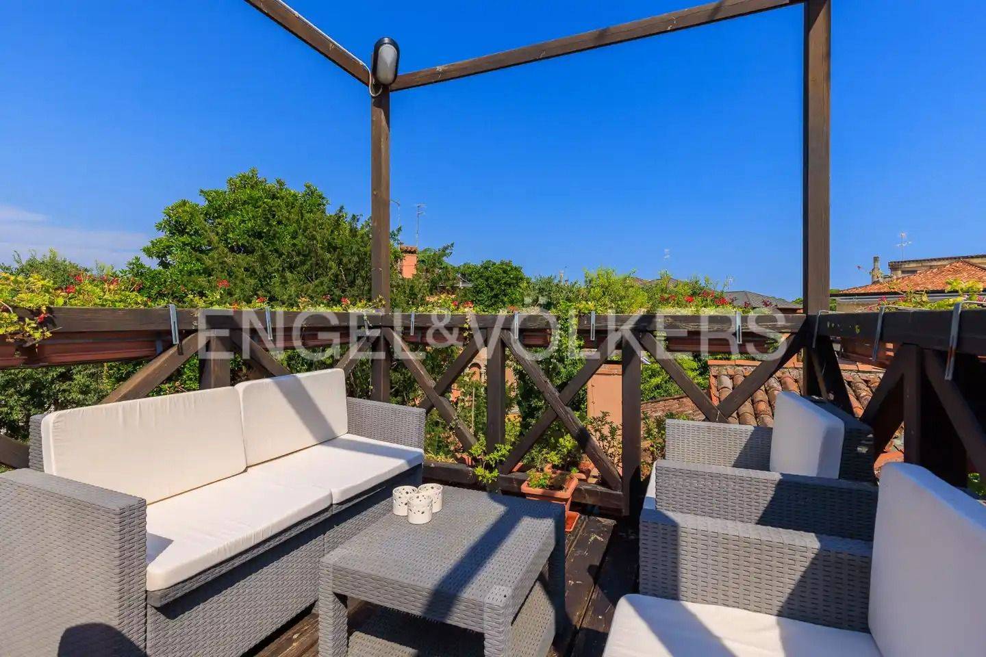 Villa unifamiliare via Negroponte, Lido di Venezia, Venezia - Photo 2