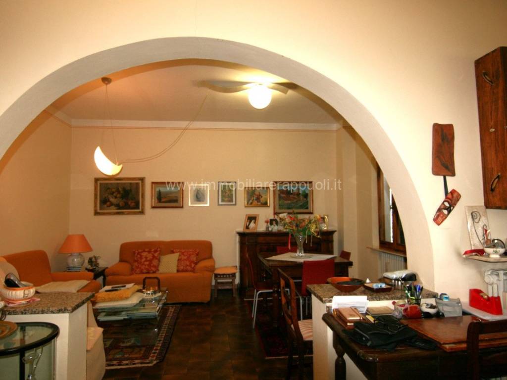 appartamento in vendita a Sinalunga in zona Bettolle