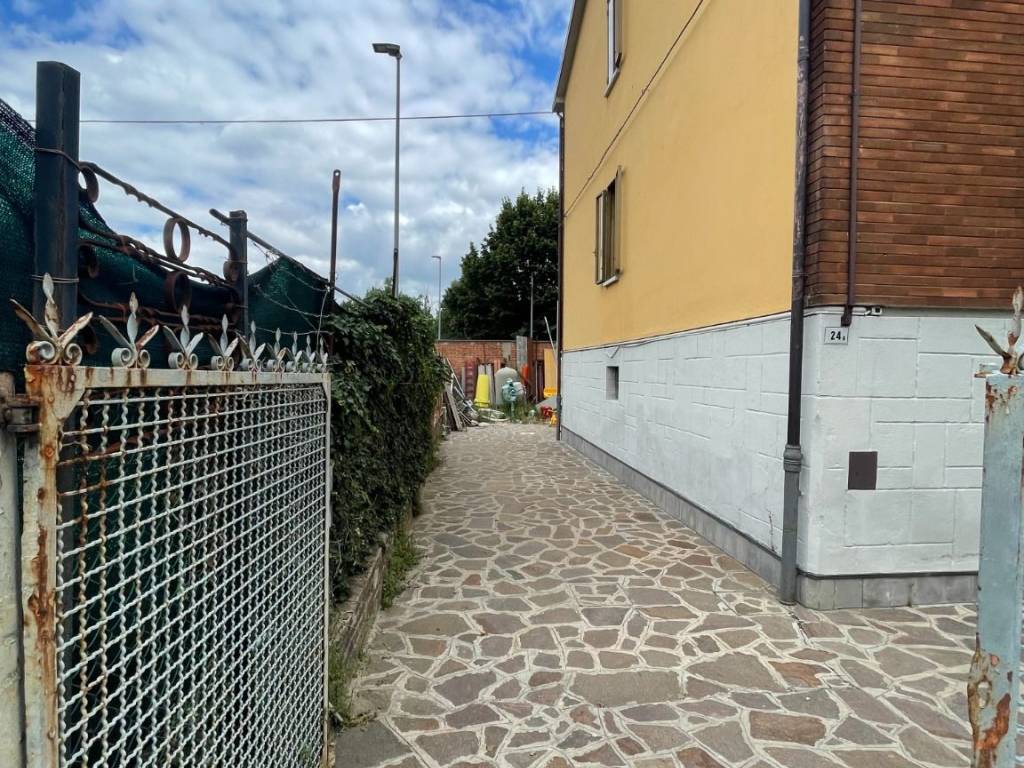immagine annuncio 2 di 4
