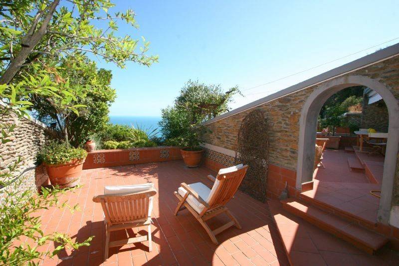 appartamento in vendita ad Ameglia