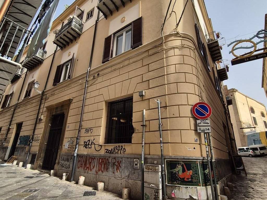 casa indipendente in vendita a Palermo in zona Centro storico