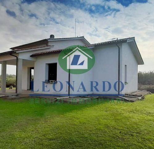 casa indipendente in vendita a Larciano in zona Biccimurri