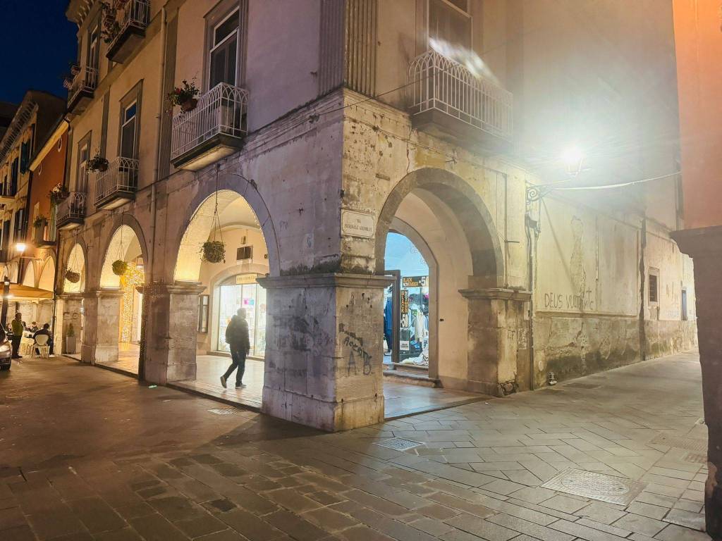 immagine annuncio 2 di 4
