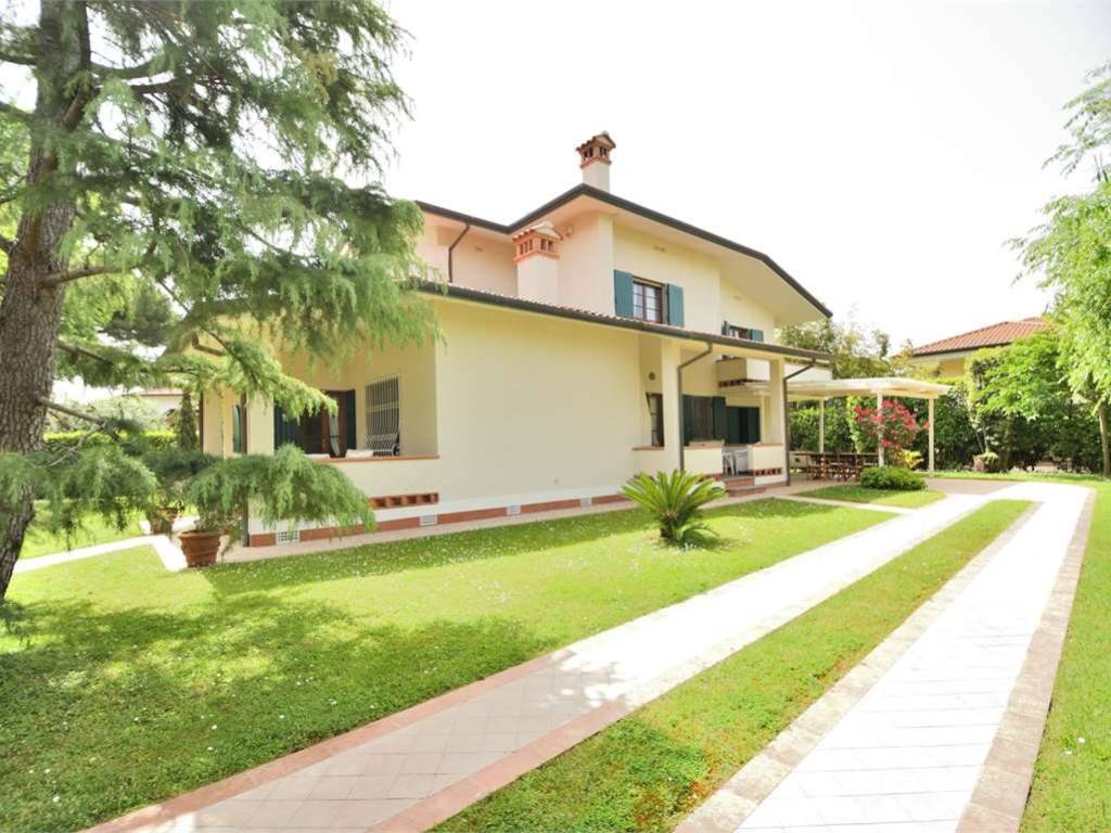 casa indipendente in affitto a Forte dei Marmi