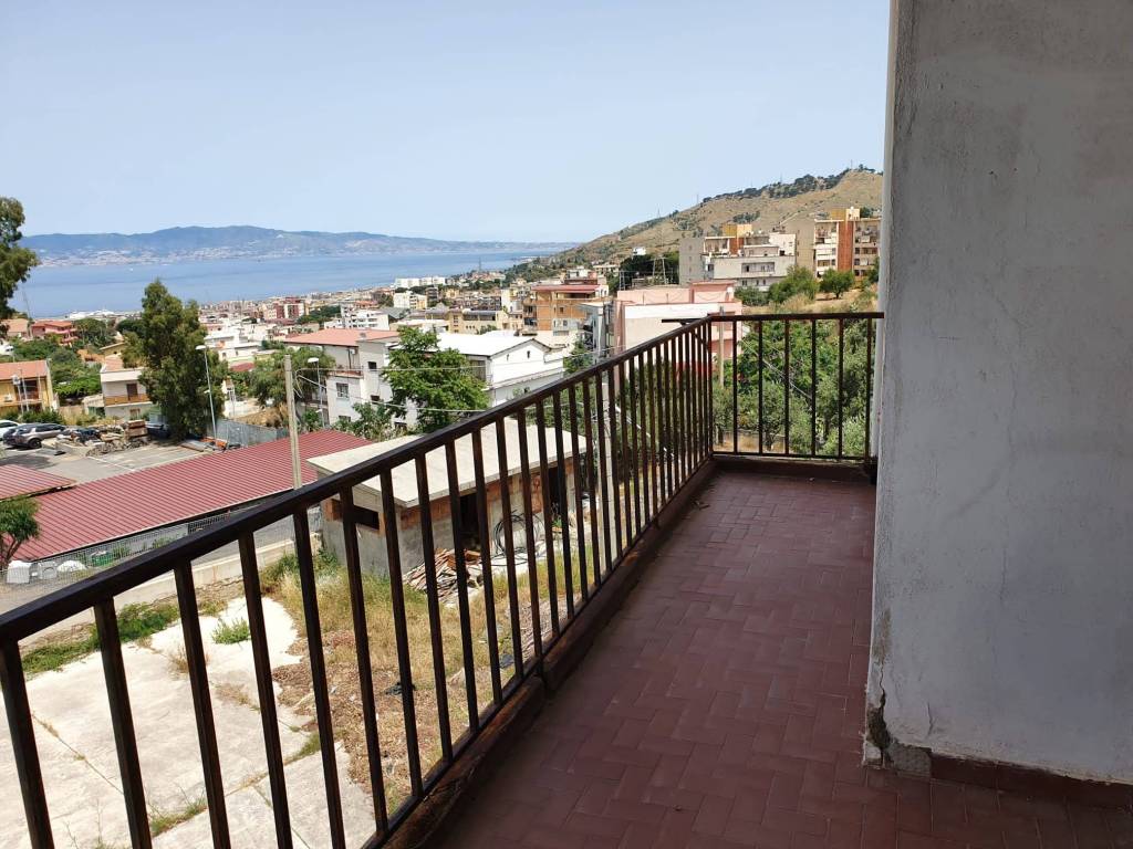appartamento in vendita a Reggio di Calabria in zona Eremo