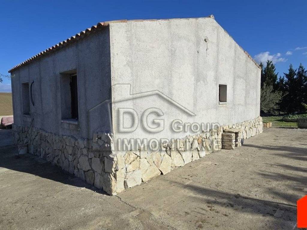 casa indipendente in vendita ad Alcamo in zona Alcamo Marina