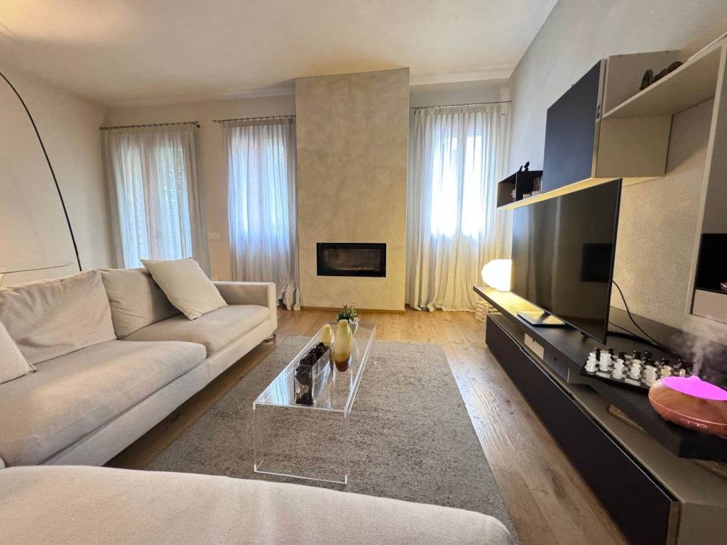 casa indipendente in vendita ad Este