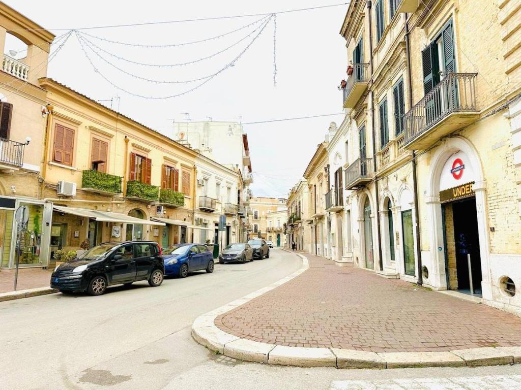 immagine annuncio 2 di 4