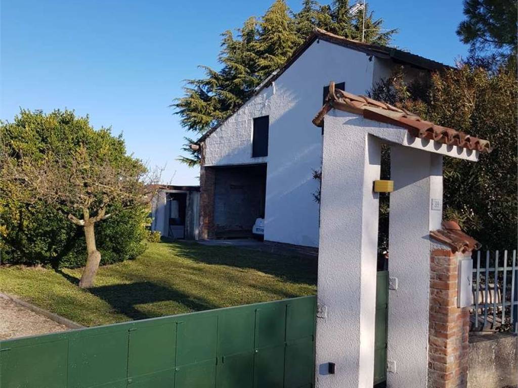 casa indipendente in vendita a Fiumicello Villa Vicentina