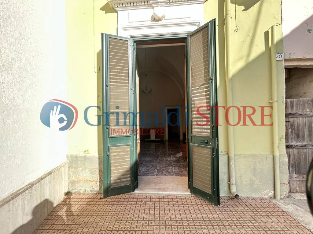 casa indipendente in vendita a Squinzano