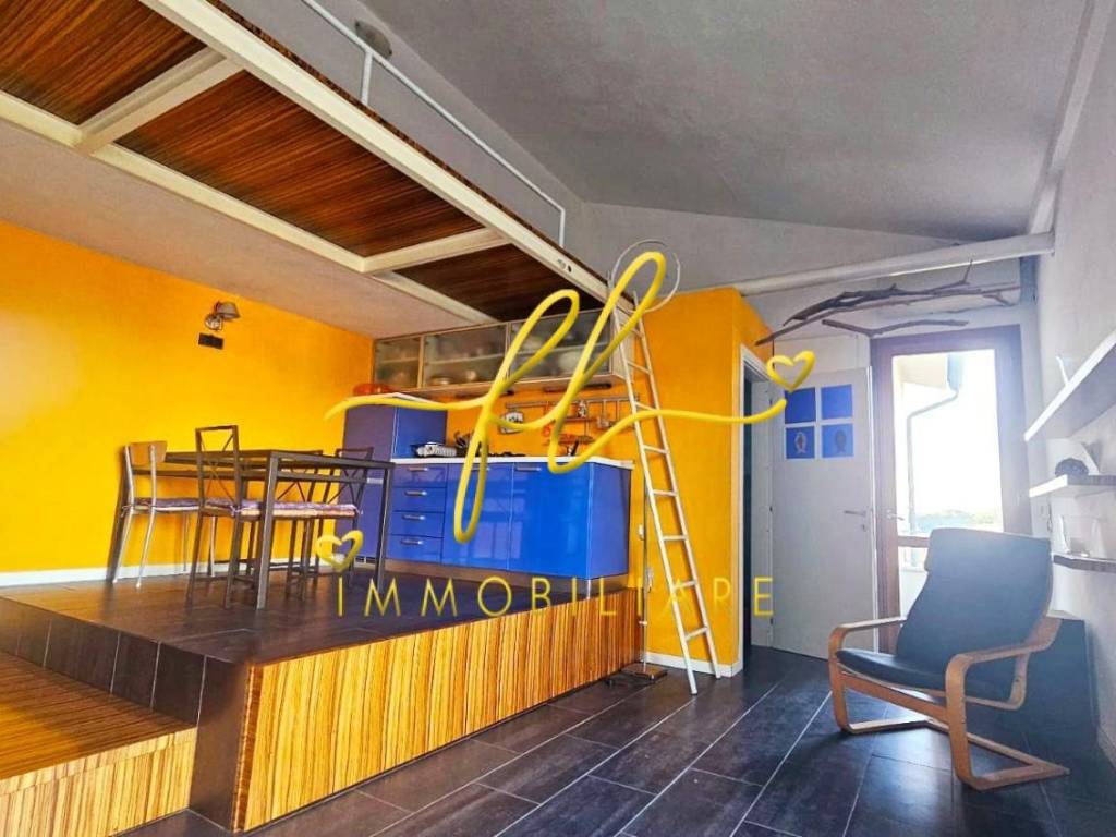 immagine annuncio 2 di 4