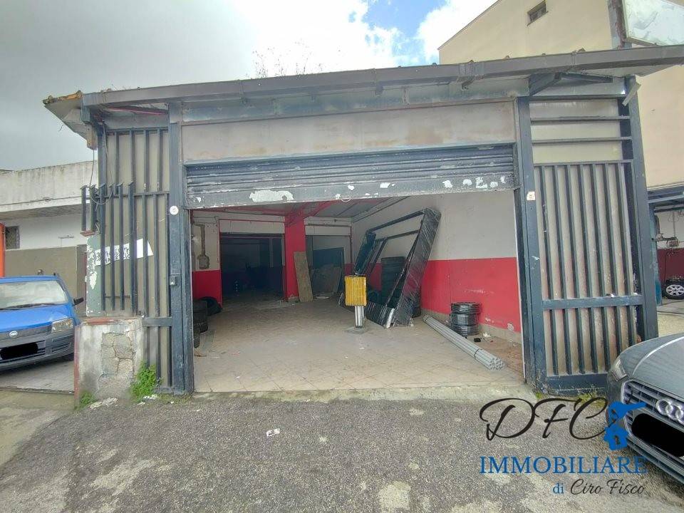 locale commerciale in affitto ad Afragola