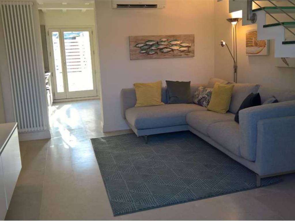 casa indipendente in affitto a Forte dei Marmi in zona Vittoria Apuana