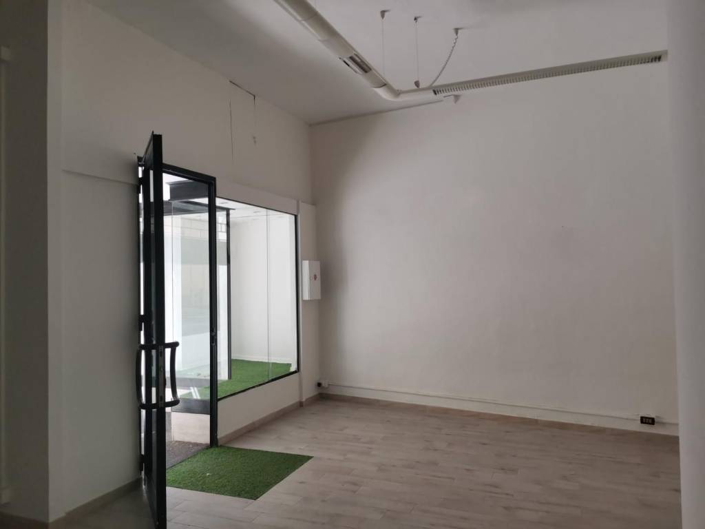 negozio in affitto a Poggibonsi