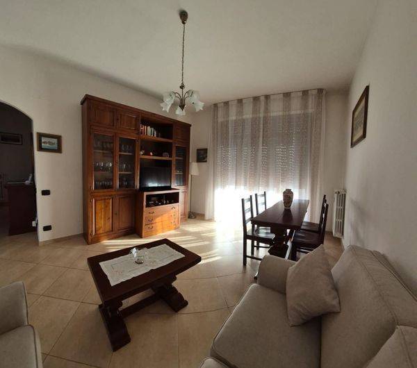 immagine annuncio 1 di 4