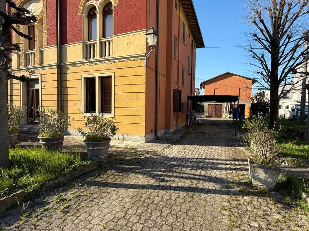 immagine annuncio 1 di 5