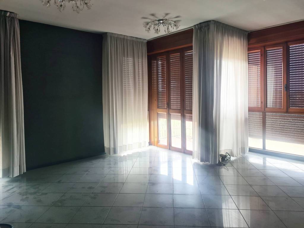 ufficio in affitto a Reggio nell'Emilia in zona Città Storica