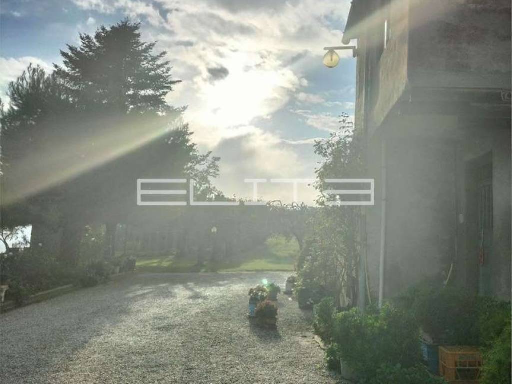 casale in vendita a Recanati