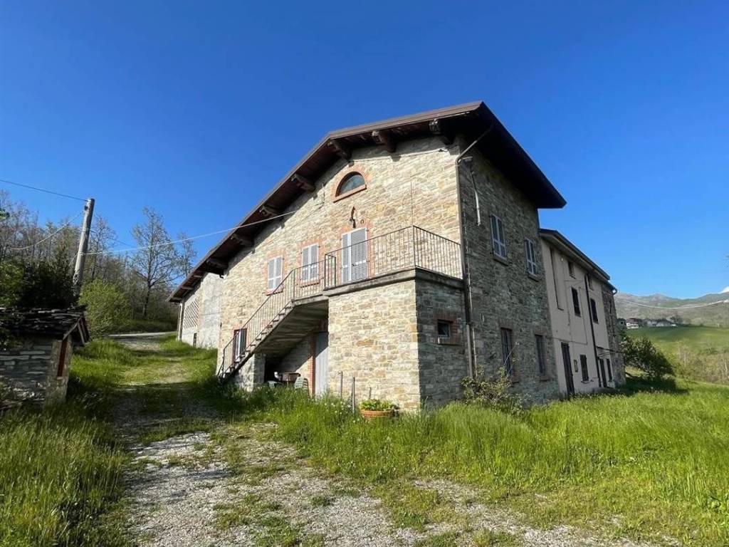 casa indipendente in vendita a Farini