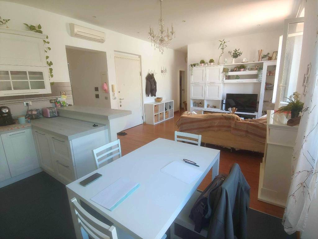 appartamento in vendita a Genova in zona Sampierdarena