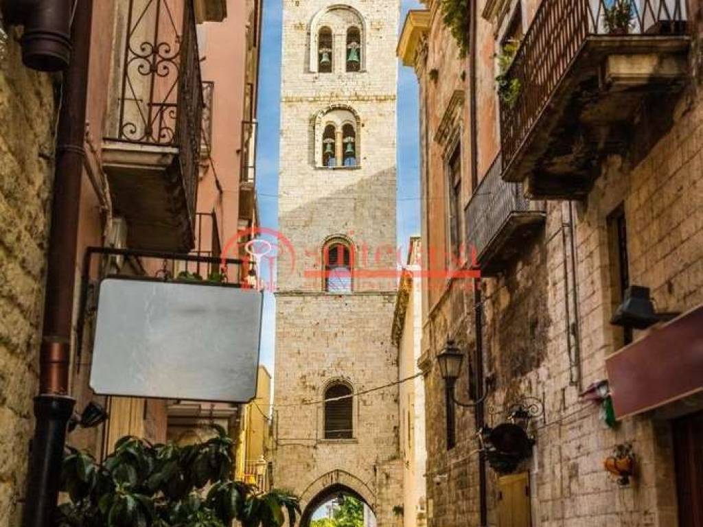 negozio in vendita a Barletta in zona Santa Maria