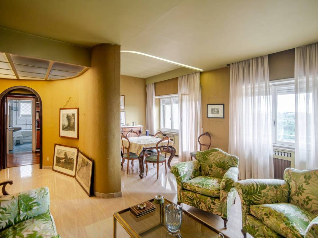 appartamento in vendita a Roma