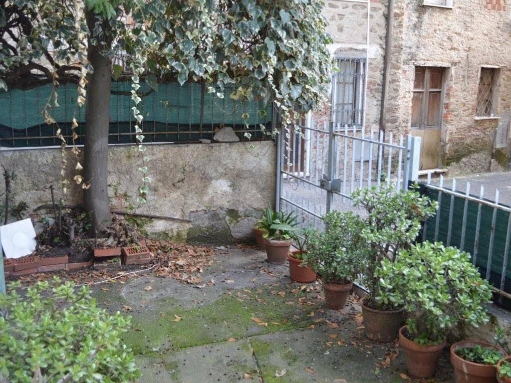 casa indipendente in vendita a Montignoso in zona Capanne