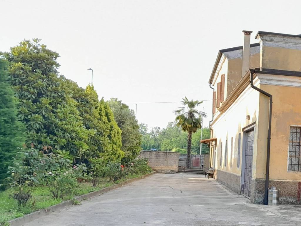 immagine annuncio 1 di 4