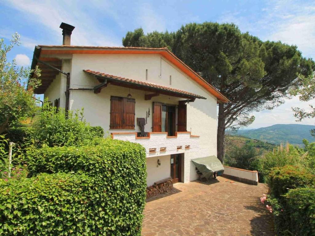 casa indipendente in vendita a Montecatini-Terme in zona Nievole