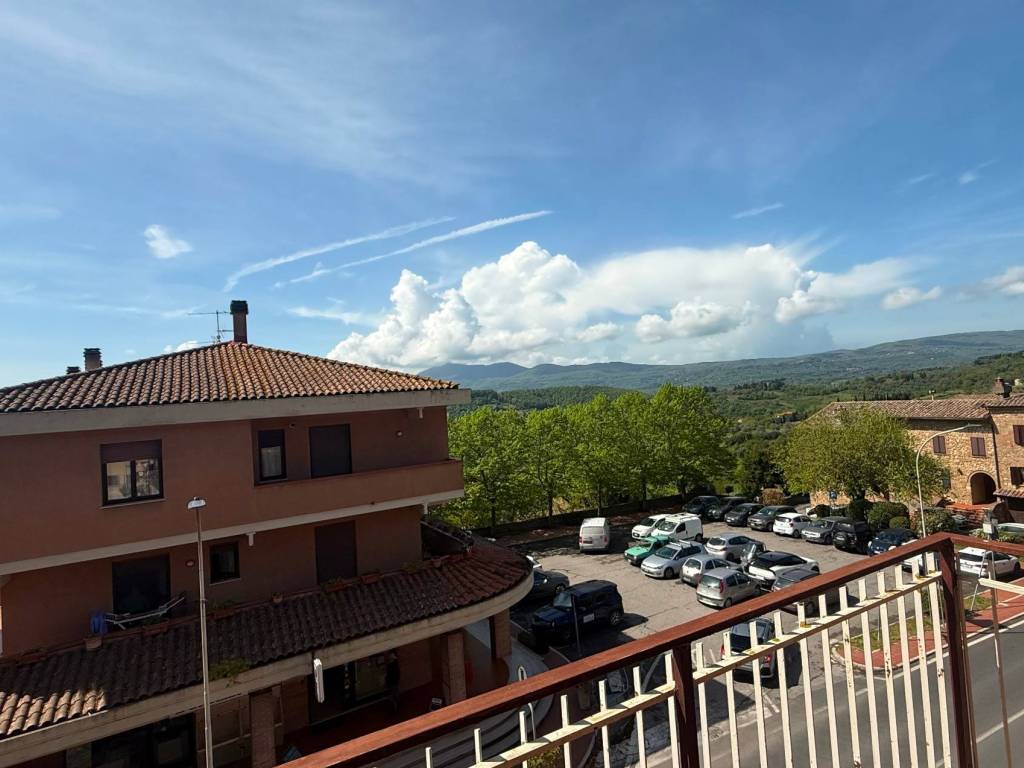 appartamento in vendita a Chiusi in zona Chiusi Scalo