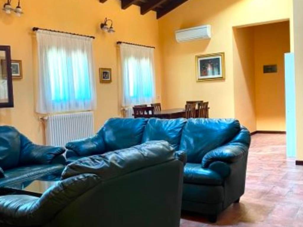 immagine annuncio 1 di 4
