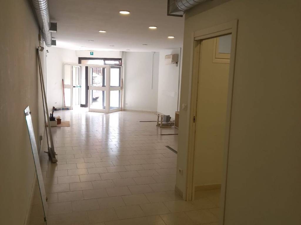 immagine annuncio 1 di 4