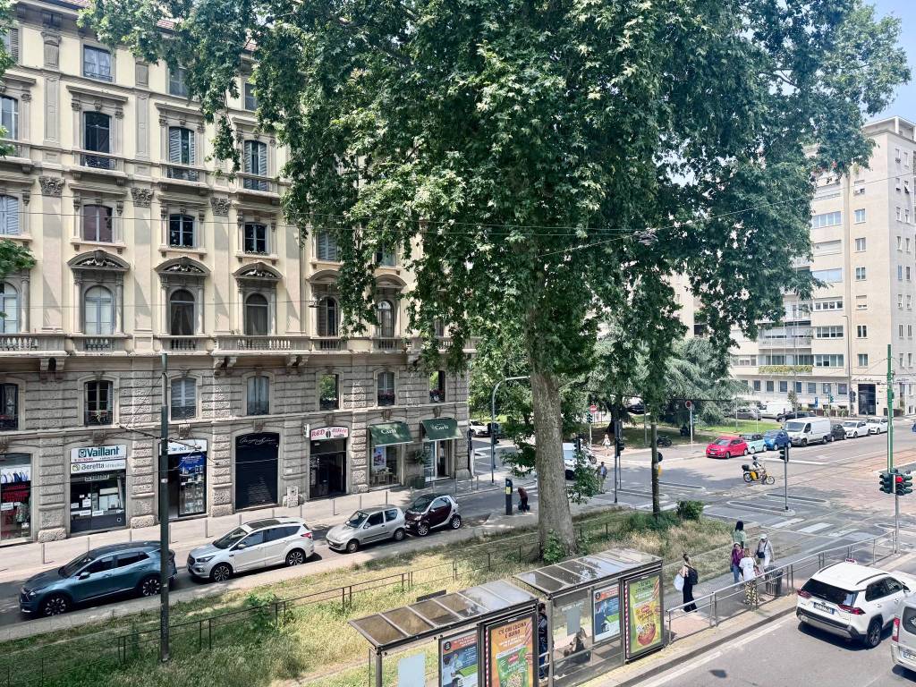 appartamento in vendita a Milano in zona Porta Venezia