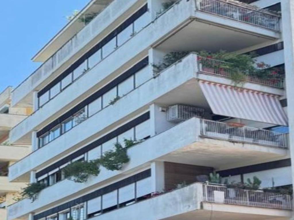 appartamento in vendita a Roma in zona Parioli